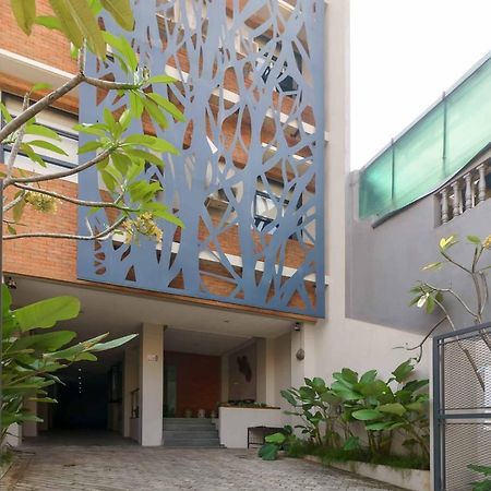 Reddoorz Plus Near Radio Dalam 3 Jakarta Exteriér fotografie
