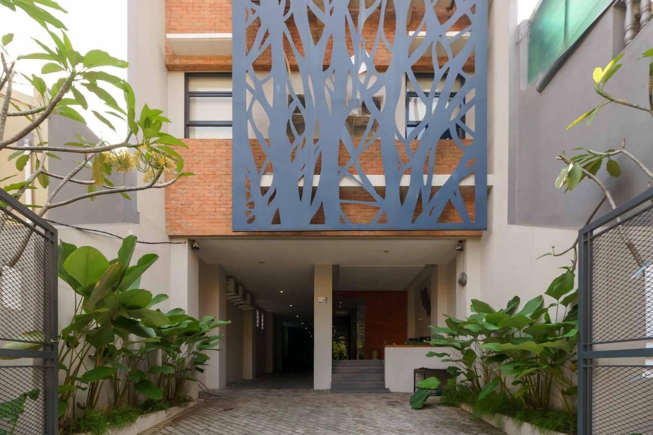 Reddoorz Plus Near Radio Dalam 3 Jakarta Exteriér fotografie