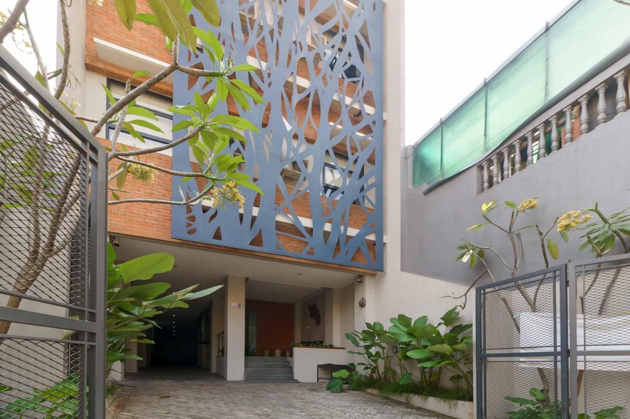 Reddoorz Plus Near Radio Dalam 3 Jakarta Exteriér fotografie